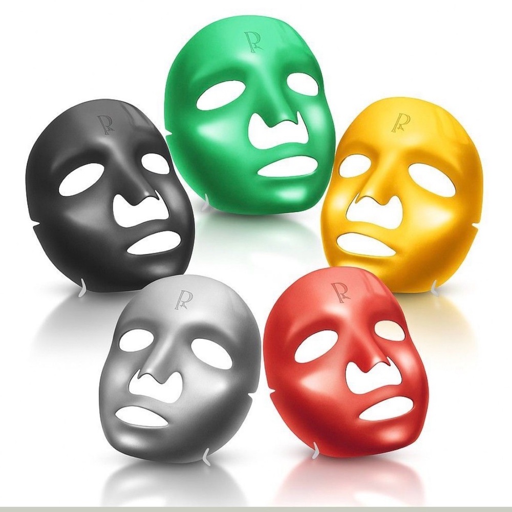 Predire Paris bundle of 5 Colorful Face Mask Set MSRP $1500
